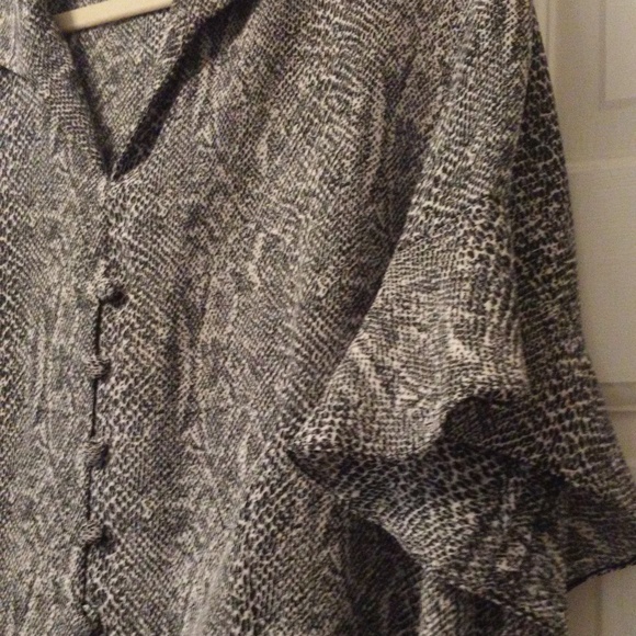 Elizabeth by Liz Claiborne, Black and White Blouse - Picture 1 of 3